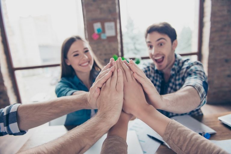 انفلونسرز فيس بوك